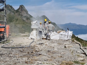 Travaux de maintenance Génie Civil à la fenêtre de MAUCAPERA