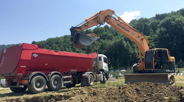 Travaux de terrassement de grande masse